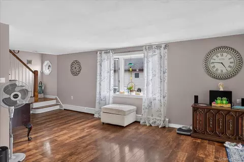 Entry Way - 48 Silver St, Patchogue, NY 11772 photo 1 of 1