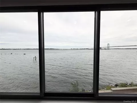 View/Area - 15419 Riverside Dr #24B, Whitestone, NY 11357 photo 4 of 8