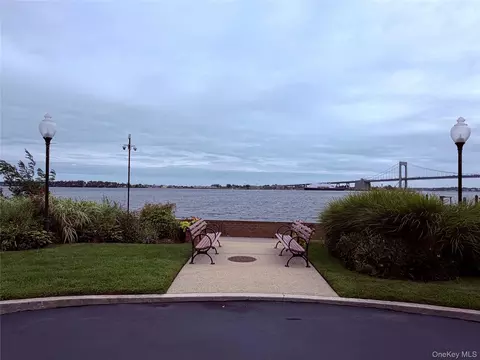 View/Area - 15419 Riverside Dr #24B, Whitestone, NY 11357 photo 1 of 8