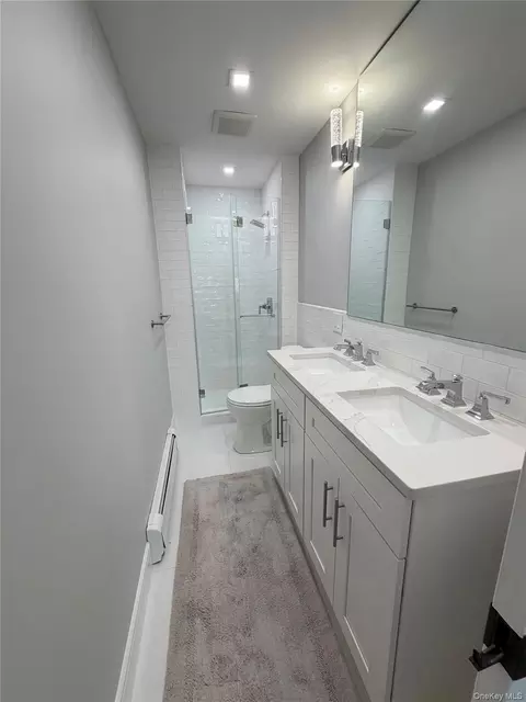 Bath - 15419 Riverside Dr #24B, Whitestone, NY 11357 photo 3 of 3
