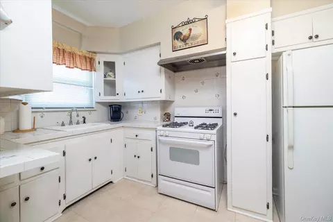 Kitchen - 144-17 77th Ave, Flushing, NY 11367 photo 1 of 2