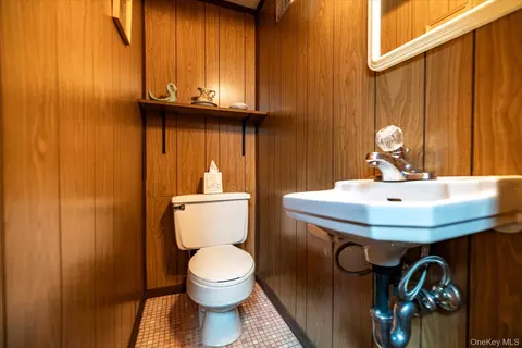 Bath - 144-17 77th Ave, Flushing, NY 11367 photo 2 of 2
