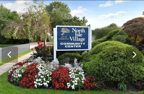 50 El Camino Ct #50, Coram, NY 11727