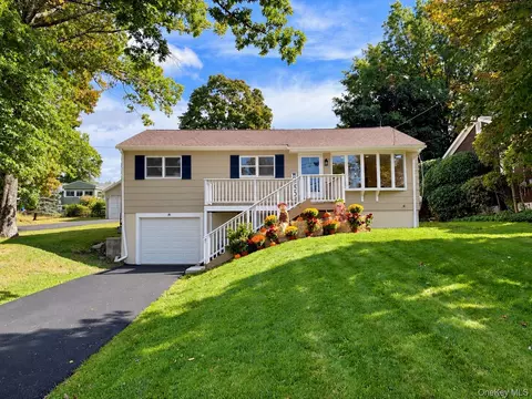 159 Wawayanda Ave, Middletown, NY 10940