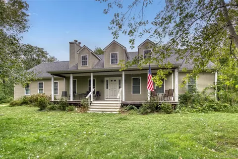 168 Pier Ave, Riverhead, NY 11901