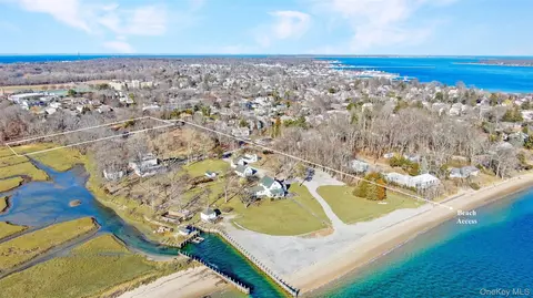 1080 9th St, Southold, NY 11944