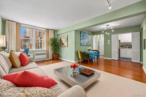 31-85 Crescent St #516, Astoria, NY 11106