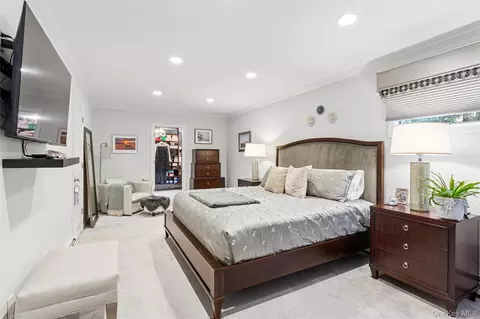 Bedroom - 30 Range Dr, Merrick, NY 11566 photo 1 of 5