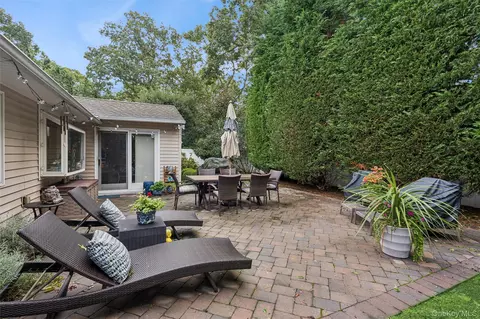 Exterior - 30 Range Dr, Merrick, NY 11566 photo 6 of 7