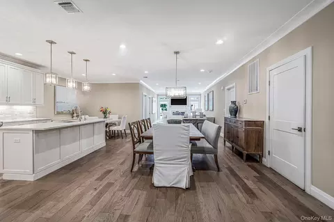 Dining - 52102 Beech Tree Ln, Plainview, NY 11803 photo 1 of 2