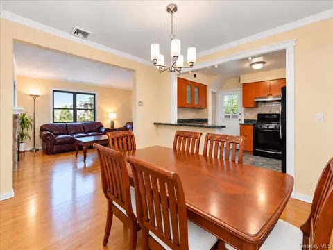 Dining - 75-79 181st St, New York, NY 11366 photo 2 of 2
