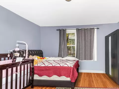 Bedroom - 1035 Elder Ave, New York, NY 10472 photo 2 of 3