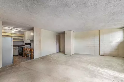 Living - 7-24 166th St #2D, Whitestone, NY 11357 photo 3 of 4