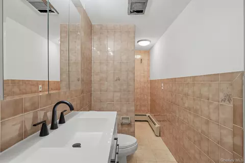 Bath - 38 Wall St, Mount Pleasant, NY 10595 photo 6 of 6