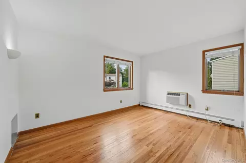 Bedroom - 38 Wall St, Mount Pleasant, NY 10595 photo 1 of 10