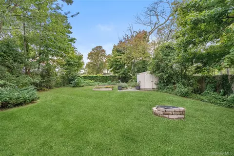 Exterior - 92 Jennings Ave, Patchogue, NY 11772 photo 3 of 7