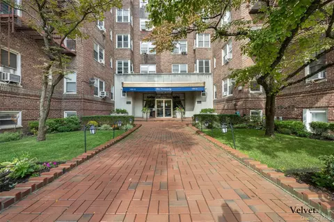 106-15 Queens #2H, New York, NY 11375