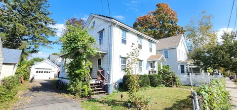 5 Lyman St, Port Jervis, NY 12771