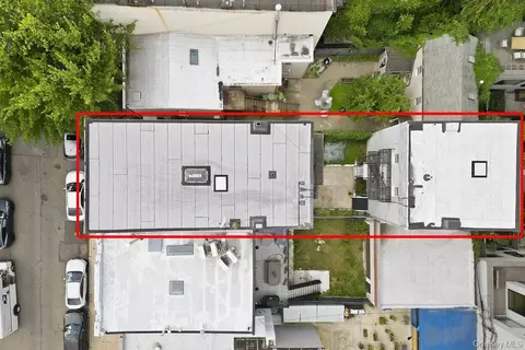 View/Area - 227 Devoe St, Brooklyn, NY 11211 photo 1 of 2