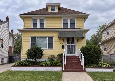 9436 Springfield Blvd, New York, NY 11428