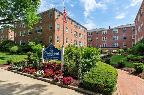280 Atlantic Ave #110, East Rockaway, NY 11518