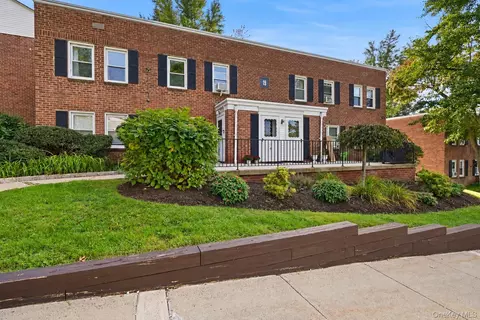 120 N Broadway #19B, Greenburgh, NY 10533