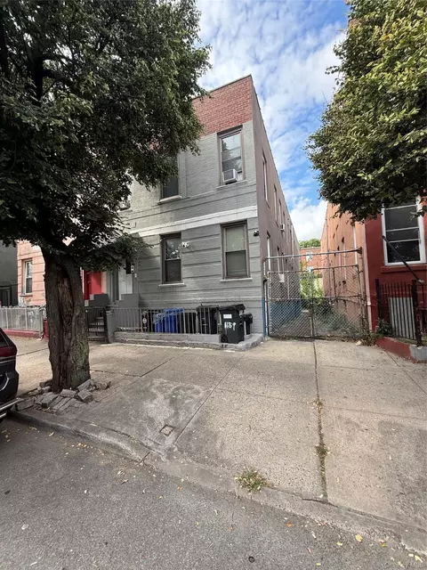 1159 Fteley Ave, New York, NY 10472