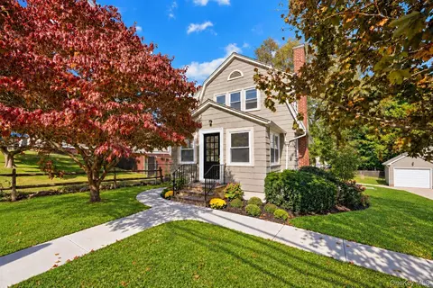 20 Archer Ave, White Plains, NY 10603