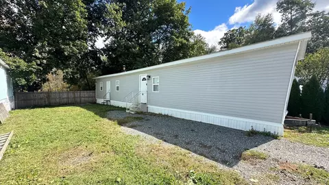 Exterior - 33 Debra Ct 33 Debra Ct, Poughkeepsie, NY 12601 photo 1 of 2