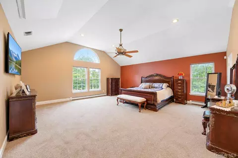 Other - 344 Barton Ave, Brookhaven, NY 11772 photo 7 of 14