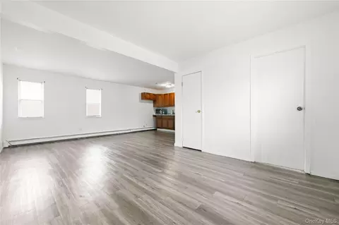 Living - 75 Harding Pl, Freeport, NY 11520 photo 6 of 9