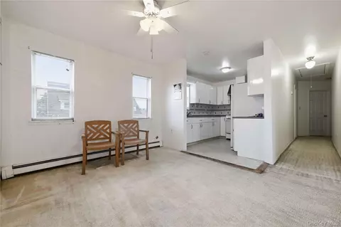 Living - 75 Harding Pl, Freeport, NY 11520 photo 4 of 9
