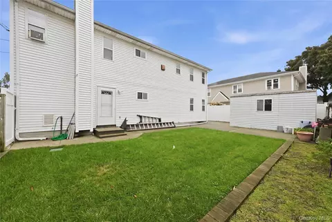 Exterior - 75 Harding Pl, Freeport, NY 11520 photo 5 of 9