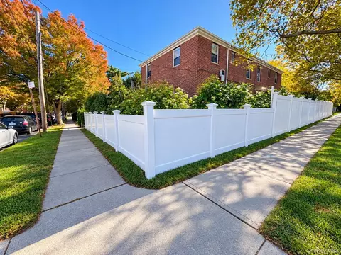 160-06 75th Rd Fesh Mdw #3, New York, NY 11366
