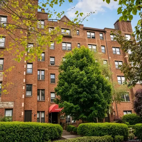 1 Franklin Ave #5E, White Plains, NY 10601