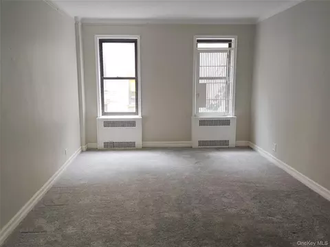 Living - 55 E 190th St #45, New York, NY 10468 photo 3 of 4
