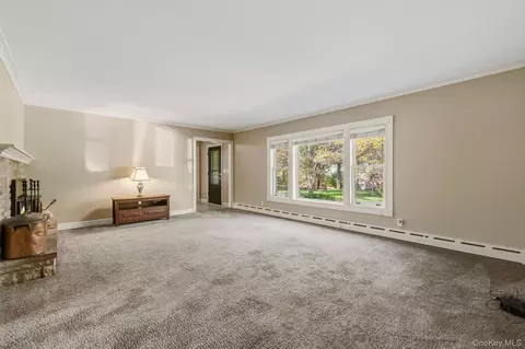 Living - 4 Deer Run Rd, Poughkeepsie, NY 12603 photo 1 of 3