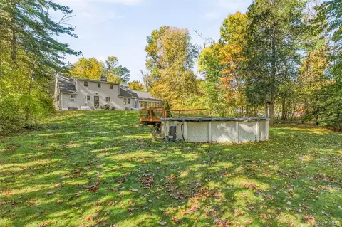 Exterior - 4 Deer Run Rd, Poughkeepsie, NY 12603 photo 10 of 10