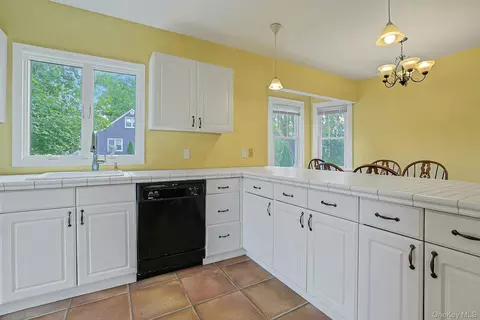 Kitchen - 19 Cambridge St E, Mount Pleasant, NY 10595 photo 1 of 3