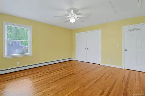 Bedroom - 19 Cambridge St E, Mount Pleasant, NY 10595 photo 3 of 3