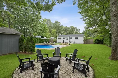 Exterior - 138 W Tiana Rd, Hampton Bays, NY 11946 photo 1 of 2