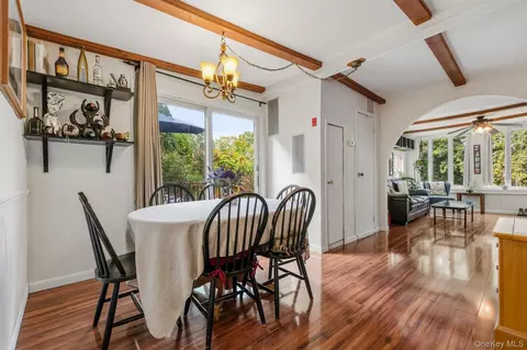 Dining - 37 Woodstock Rd, Kent, NY 10512 photo 2 of 4
