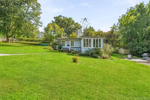 Exterior - 37 Woodstock Rd, Kent, NY 10512 photo 4 of 13