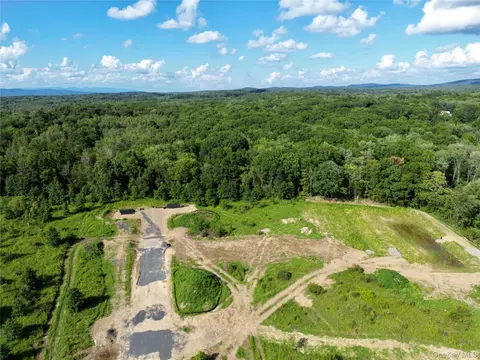 View/Area - 22 Lindsey Ct, Plattekill, NY 12568 photo 7 of 17