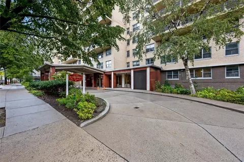 175-20 Wexford Ter #11A, Jamaica, NY 11432