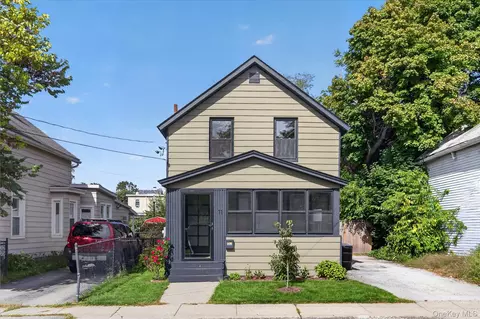 11 S Walnut St, Beacon, NY 12508