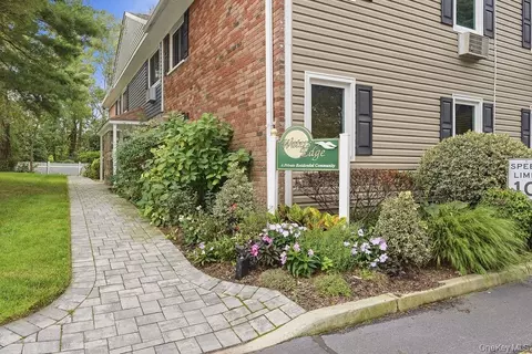 Other - 40 W 4th St #214, Patchogue, NY 11772 photo 4 of 7