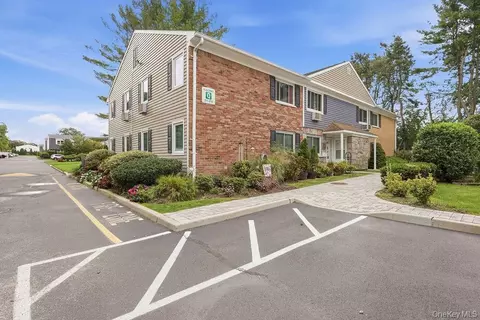 Exterior - 40 W 4th St #214, Patchogue, NY 11772 photo 1 of 1