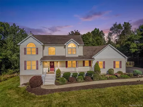91 Schefflers Rd, Minisink, NY 10998
