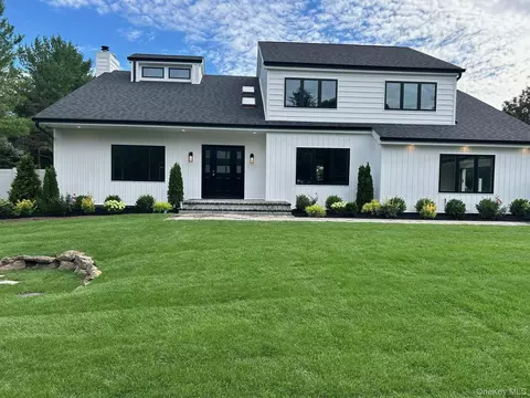 230 Willis Ave, Syosset, NY 11791
